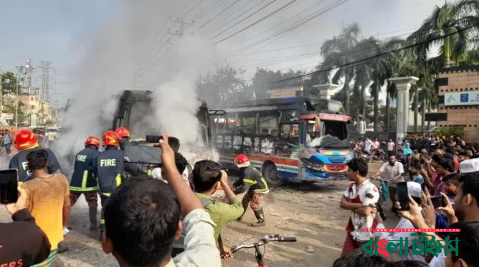 Mob torches two buses after motorcyclist crushed to death in Savar